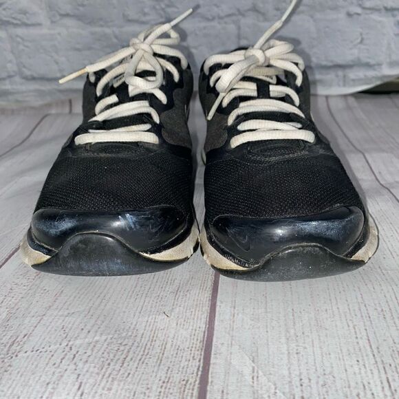Nike training athletic shoes w/tie laces & memory foam insole sz 8.5 women - Picture 3 of 9